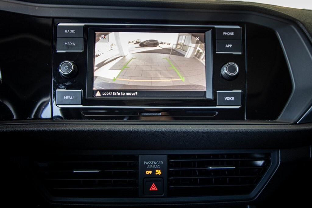 Used 2022 Volkswagen Jetta 1.5T SE Sedan