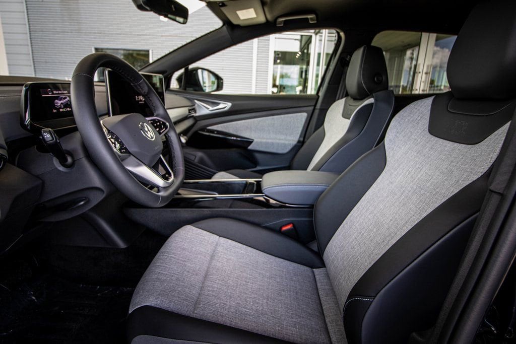 2025 Volkswagen ID.4 PRO - Photo 28