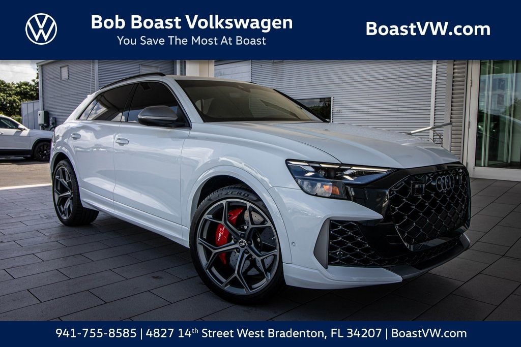 2025 Audi RS Q8 Base