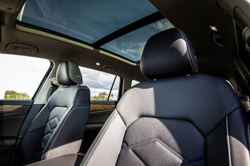 2026 Volkswagen Atlas SE w/Tech - Photo 41