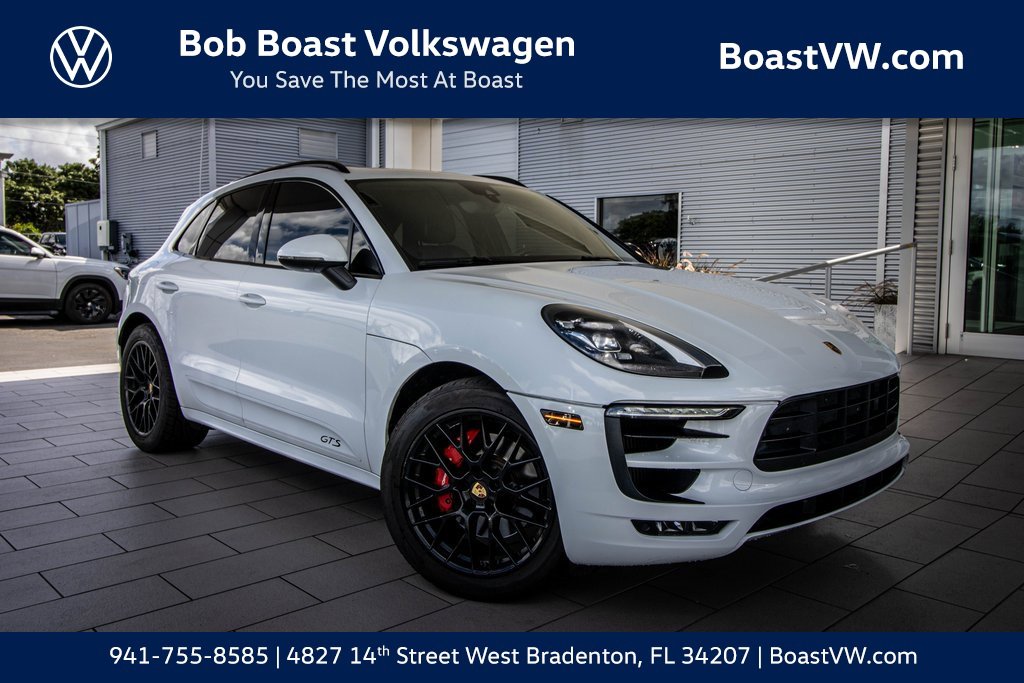 2017 Porsche Macan