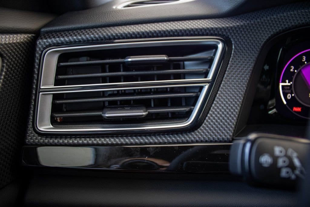 2025 Volkswagen Atlas Cross Sport SEL R-LINE - Photo 35