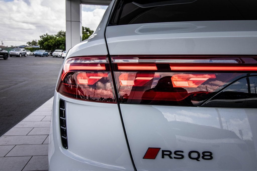 2025 Audi RS Q8 Base - Photo 15