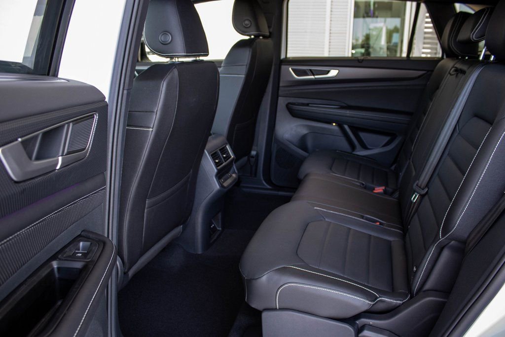 2025 Volkswagen Atlas Cross Sport SEL R-LINE - Photo 49