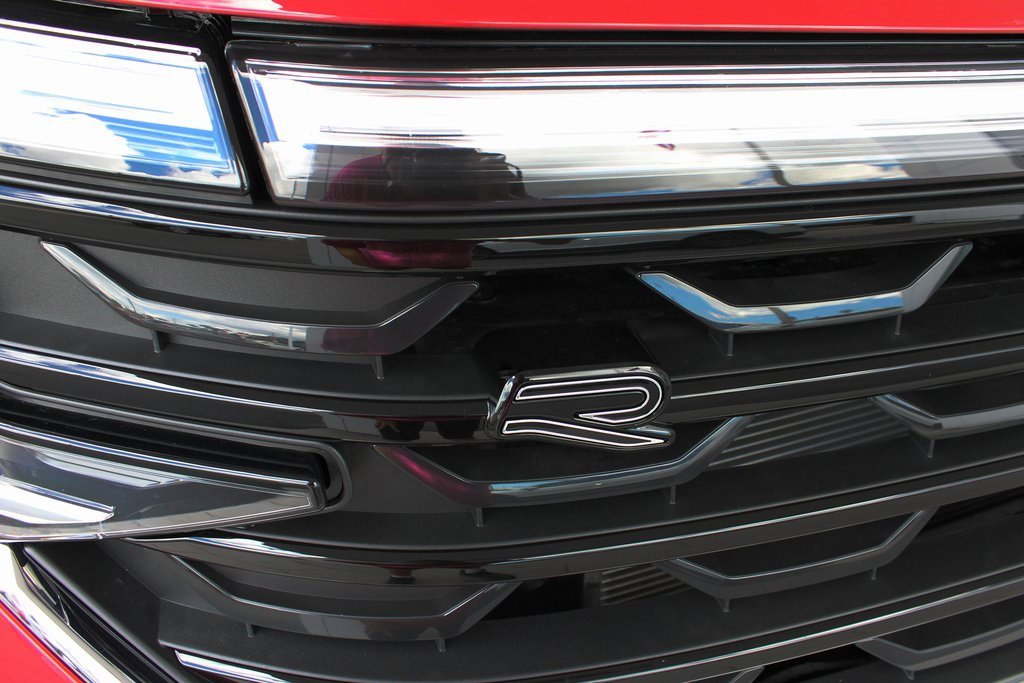2025 Volkswagen Atlas SEL Premium R-Line photo 2