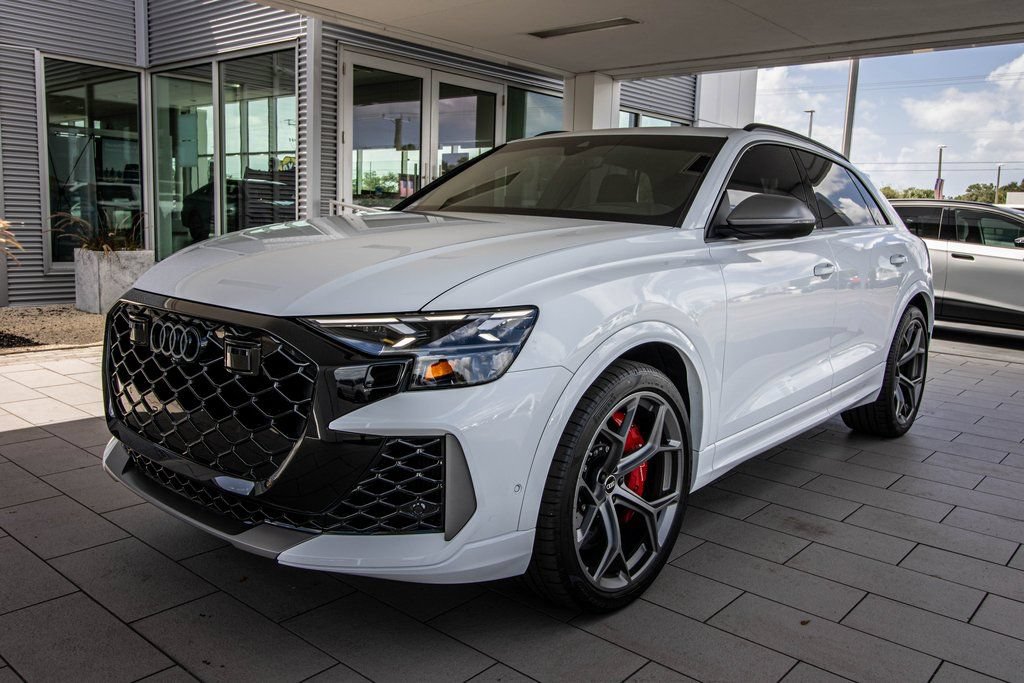 2025 Audi RS Q8 Base - Photo 10