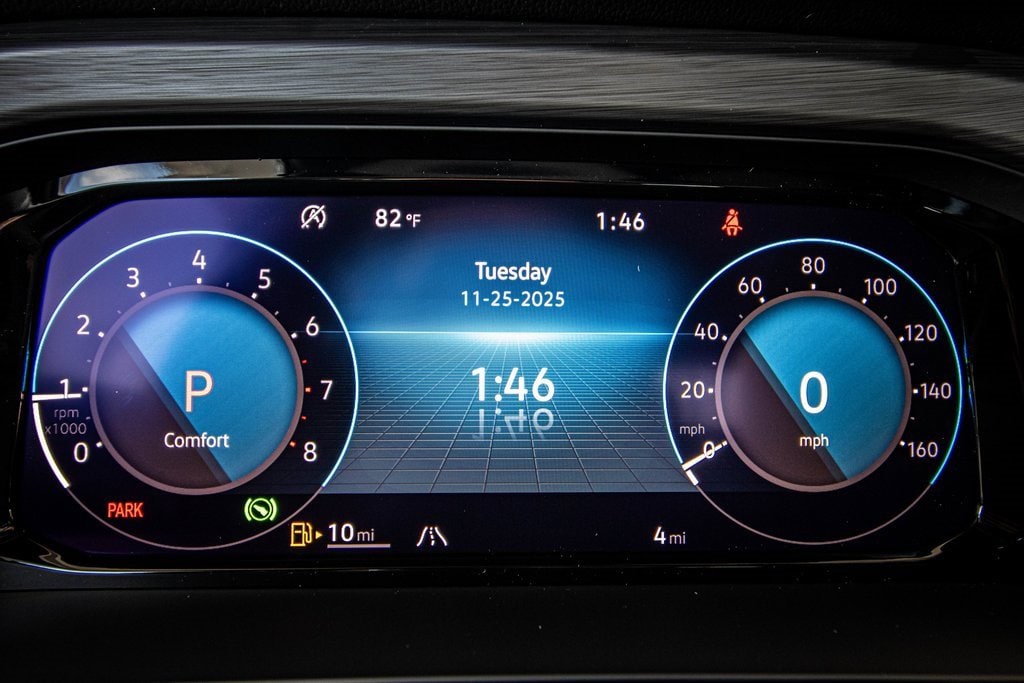 New 2026 Volkswagen Atlas Cross Sport 2.0T SE w/Technology SUV