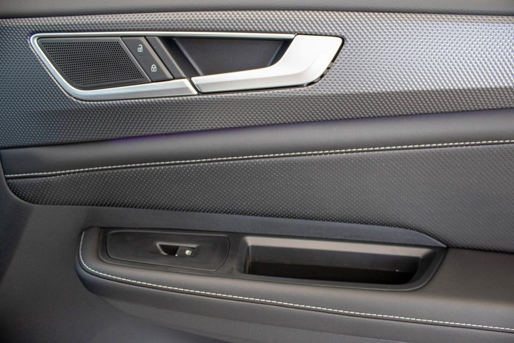 2025 Volkswagen Atlas Cross Sport SEL R-LINE - Photo 45