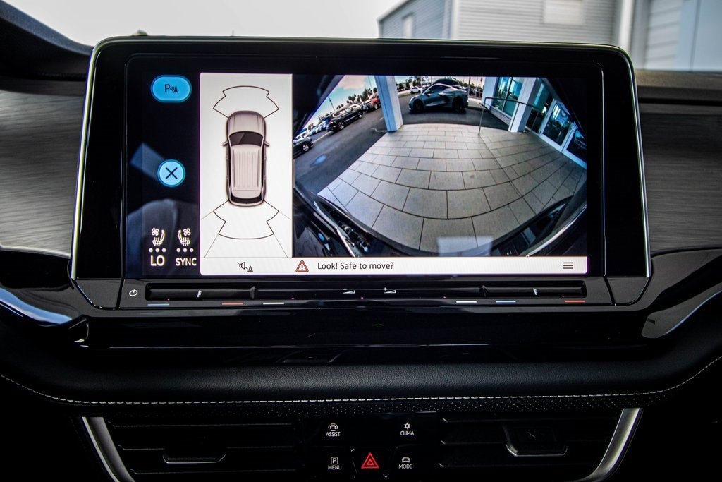 New 2026 Volkswagen Atlas Cross Sport 2.0T SE w/Technology SUV