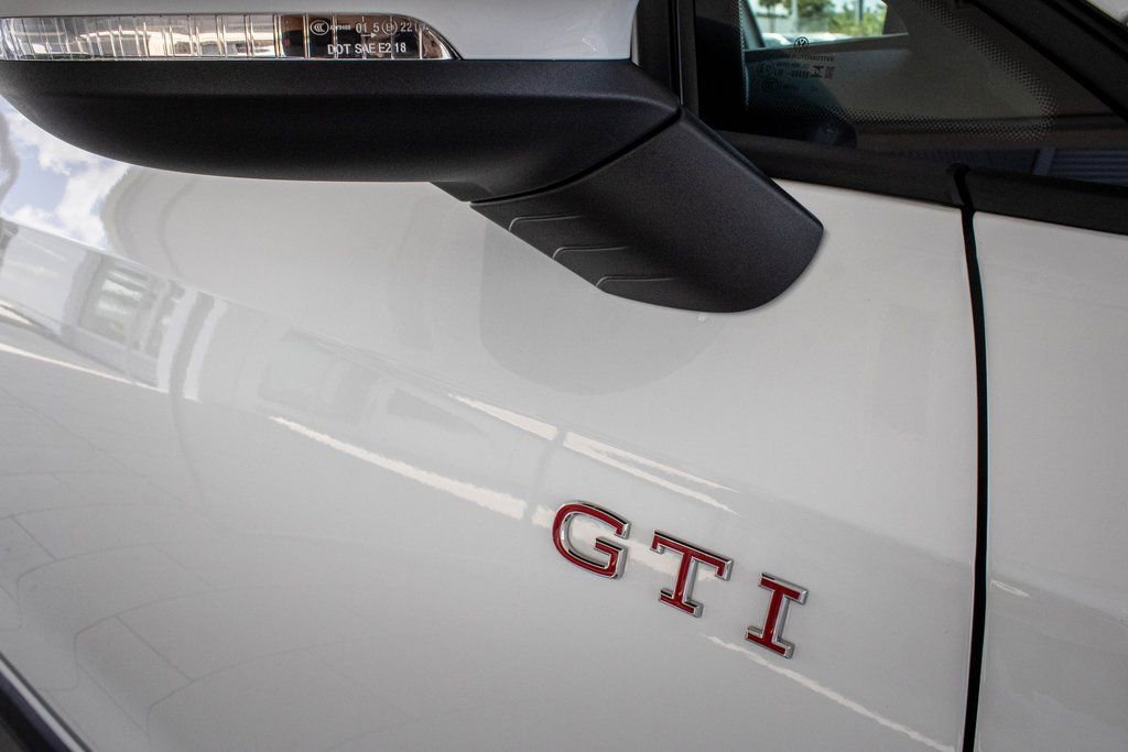 2025 Volkswagen Golf GTI SE - Photo 21