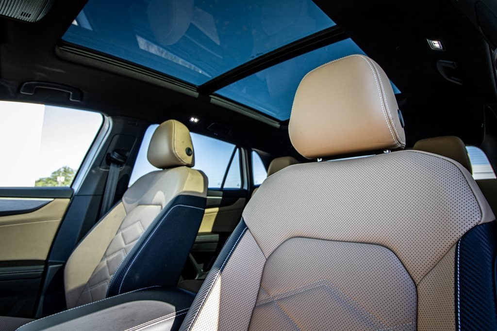 New 2026 Volkswagen Atlas Cross Sport 2.0T SE w/Technology SUV