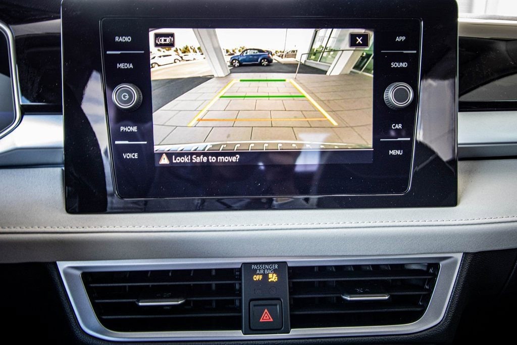 New 2026 Volkswagen Taos SE SUV