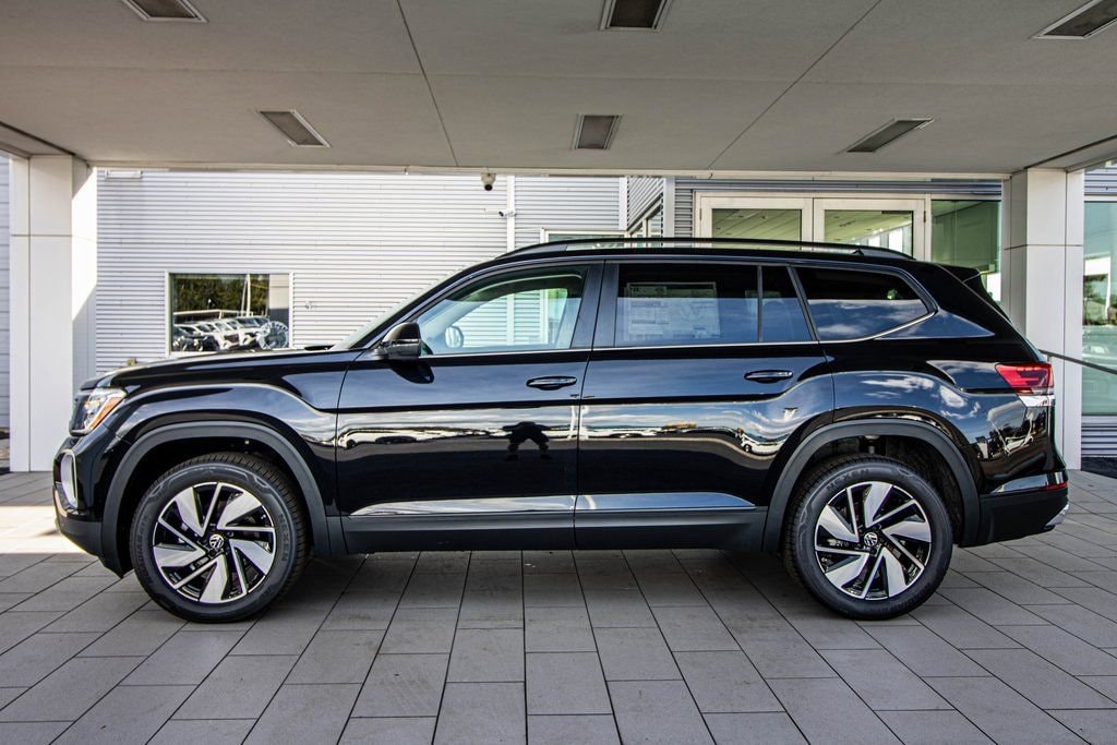 2026 Volkswagen Atlas SE w/Tech - Photo 12