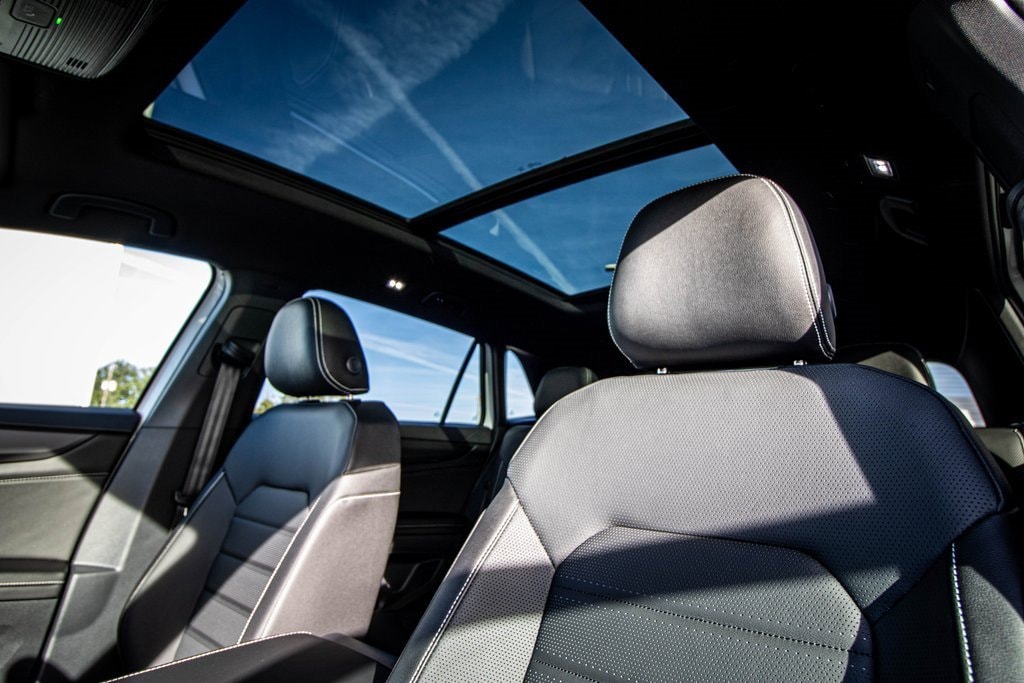 New 2026 Volkswagen Atlas Cross Sport 2.0T SEL SUV