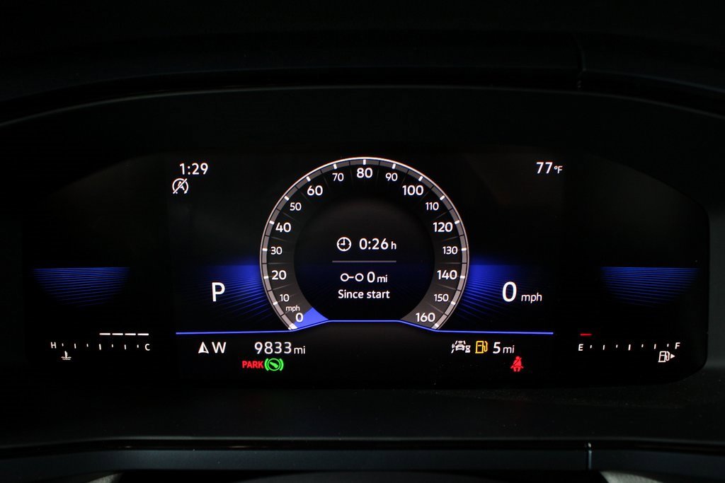 2024 Volkswagen Taos SE photo 3