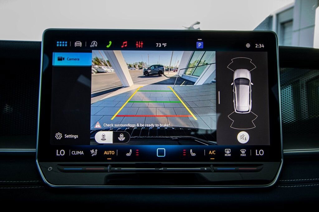 New 2026 Volkswagen Tiguan SE R-Line Black SUV