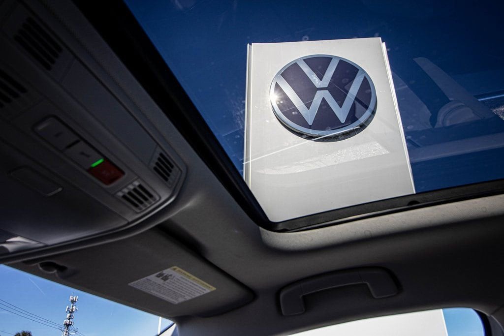 New 2026 Volkswagen Jetta SE Sedan