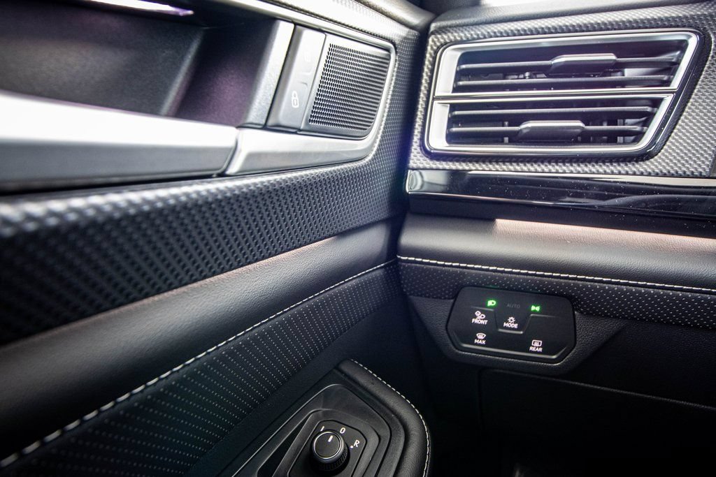 2026 Volkswagen Atlas Cross Sport SEL - Photo 32