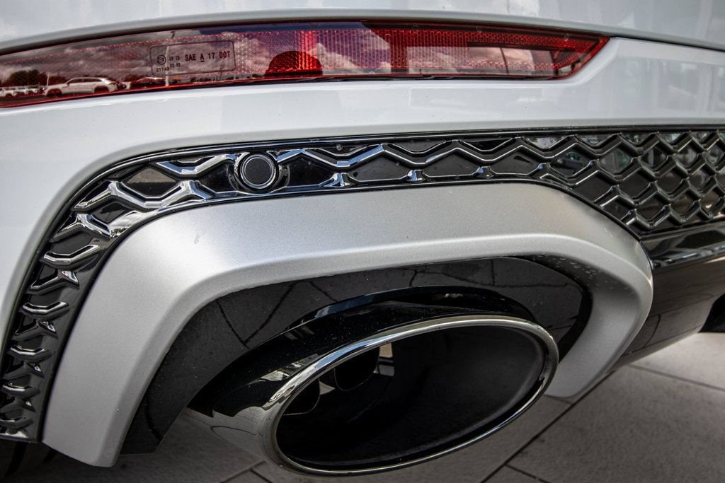 2025 Audi RS Q8 Base - Photo 14