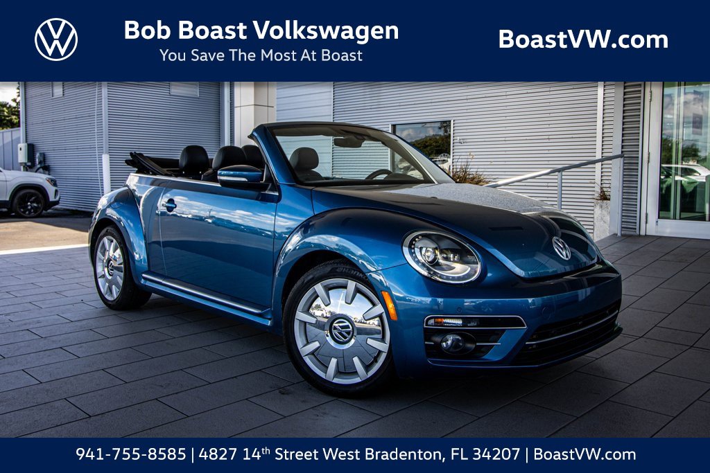 2019 Volkswagen Beetle SE's photo