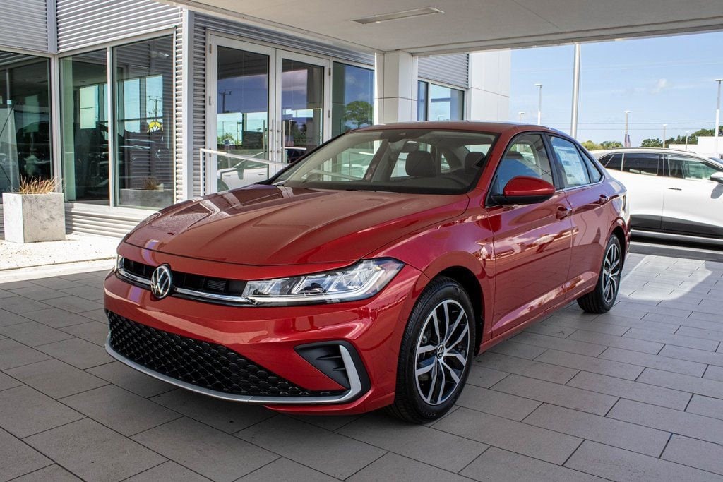 2025 Volkswagen Jetta SE - Photo 10