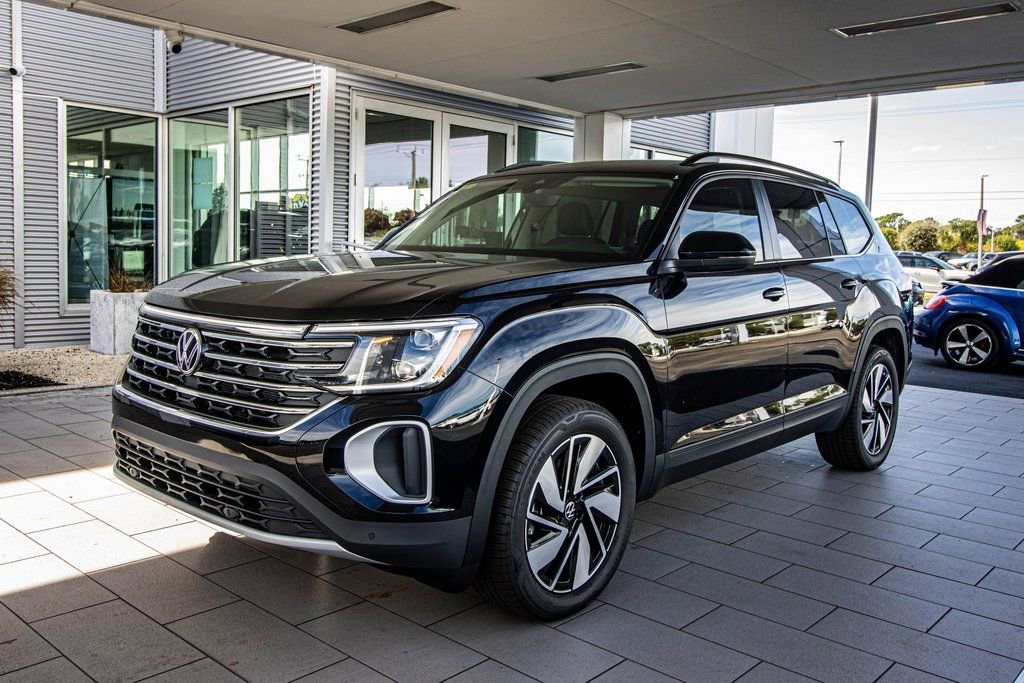 2026 Volkswagen Atlas SE w/Tech - Photo 11