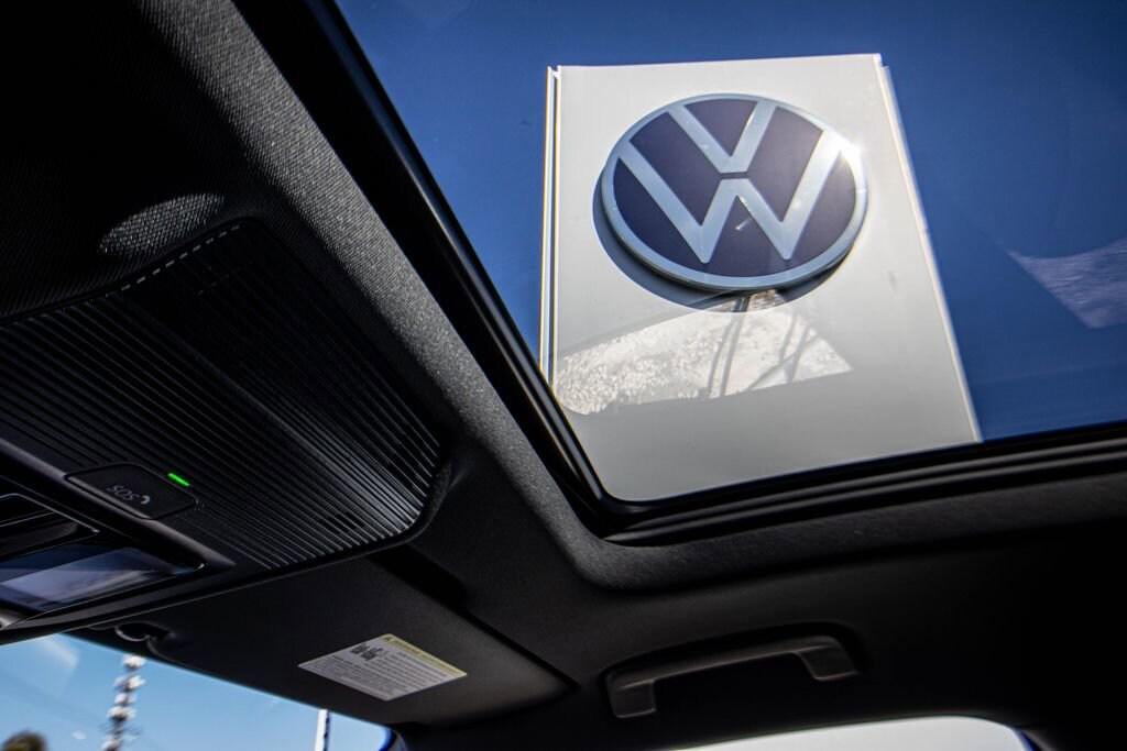 New 2026 Volkswagen Tiguan SE R-Line Black SUV