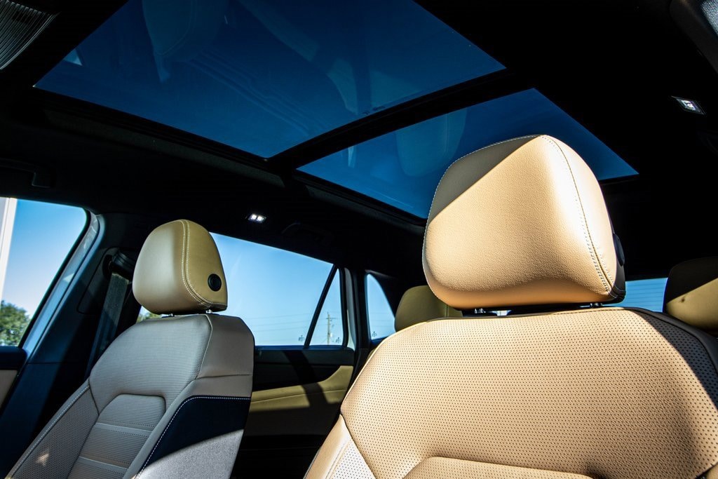 New 2026 Volkswagen Atlas Cross Sport 2.0T SEL R-Line Black SUV