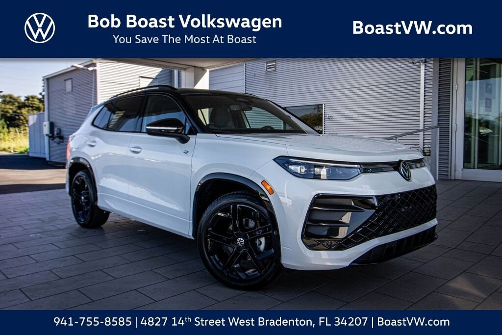 New 2026 Volkswagen Tiguan SE R-Line Black SUV