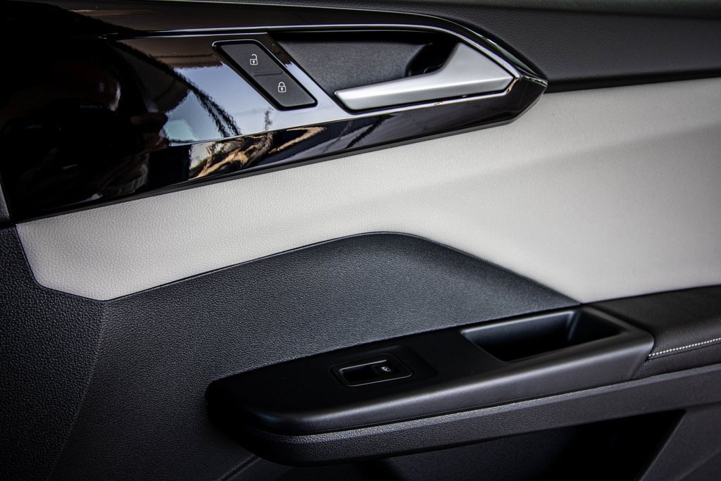 2026 Volkswagen Taos S - Photo 40
