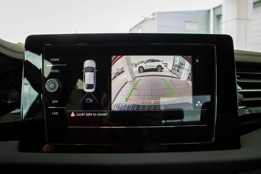 New 2025 Volkswagen Jetta 1.5T Sport Sedan