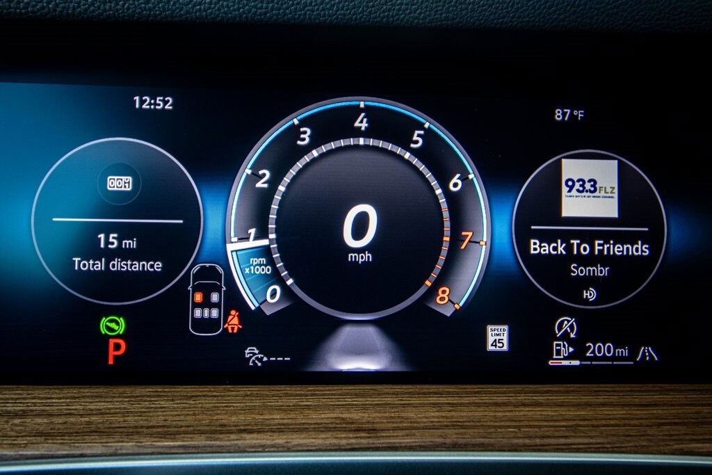 New 2026 Volkswagen Tiguan SEL R-Line Turbo SUV