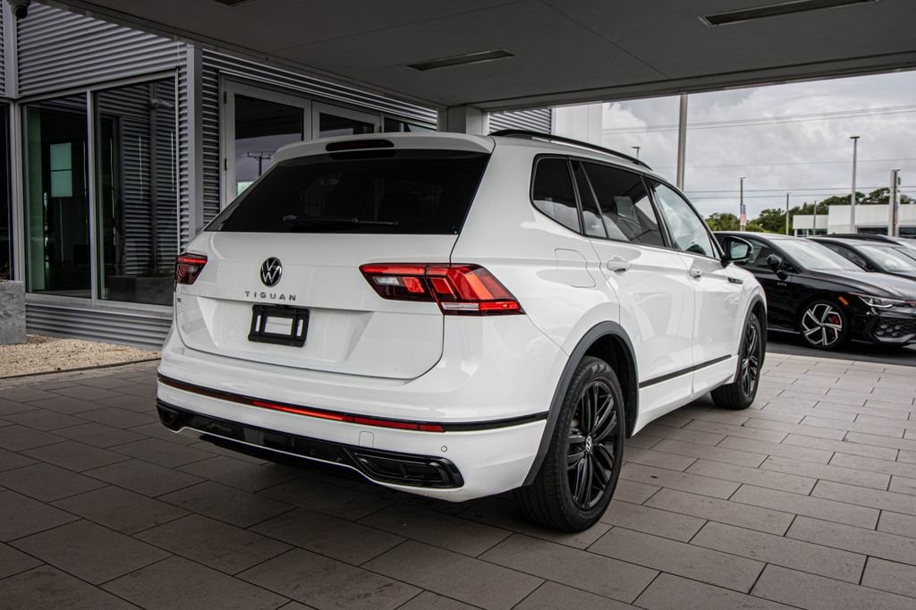 Used 2022 Volkswagen Tiguan 2.0T SE R-Line Black SUV