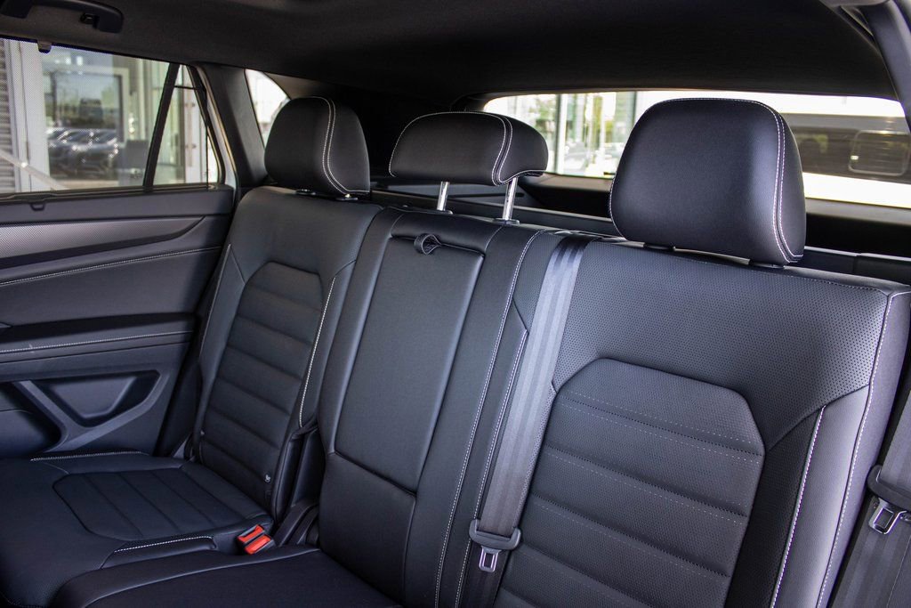 2025 Volkswagen Atlas Cross Sport SEL R-LINE - Photo 53