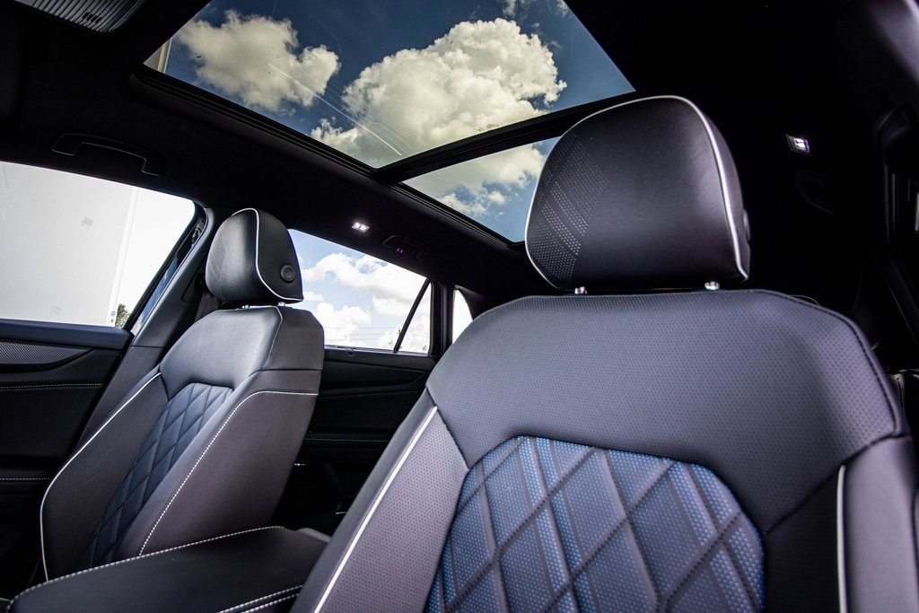 New 2026 Volkswagen Atlas Cross Sport 2.0T SEL Premium R-Line SUV