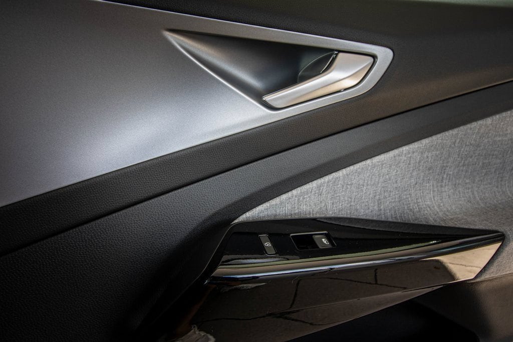 2025 Volkswagen ID.4 PRO - Photo 40