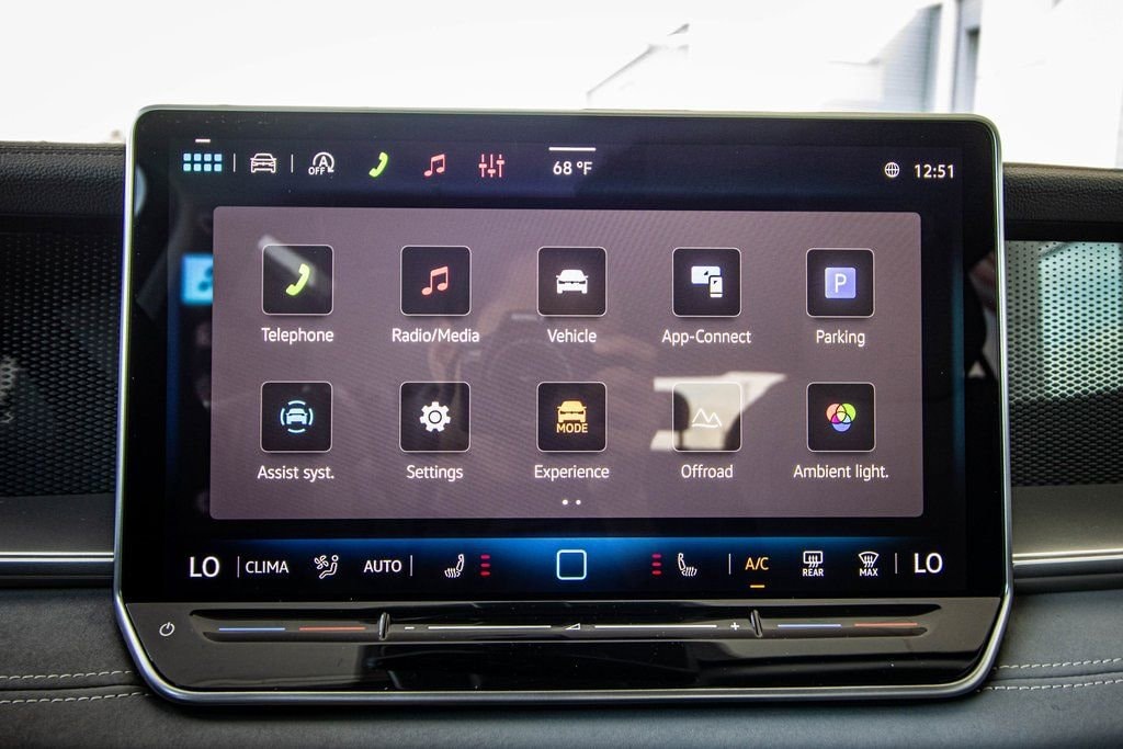 New 2026 Volkswagen Tiguan SE SUV