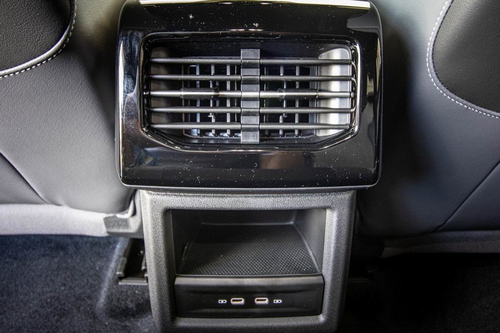 2025 Volkswagen ID.4 PRO - Photo 44