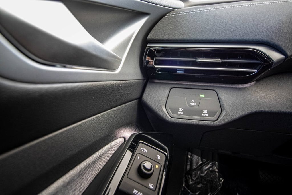 2025 Volkswagen ID.4 PRO - Photo 30