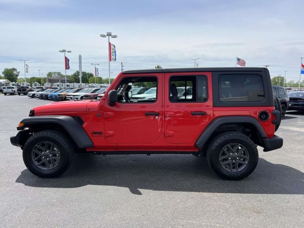 Used 2025 Jeep Wrangler Sport S SUV