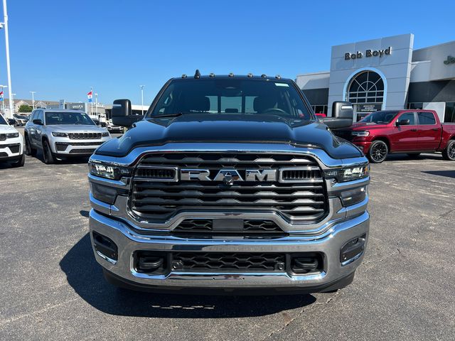2026 RAM 3500 Tradesman - Photo 2