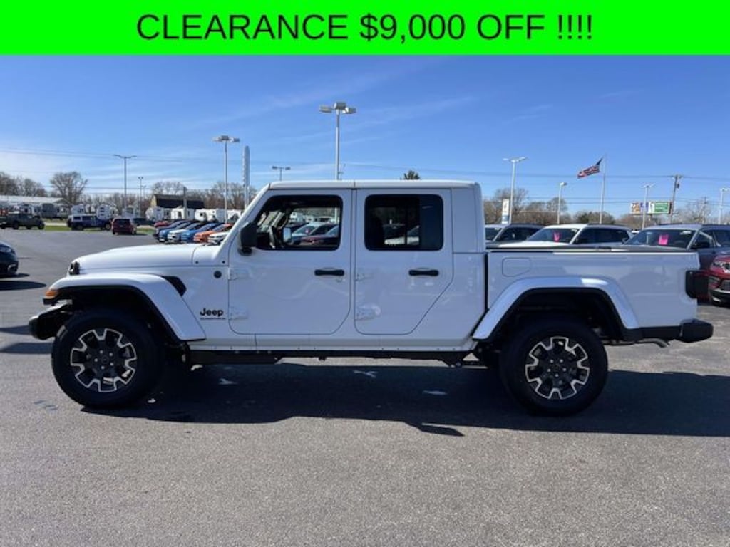 New 2026 Jeep Gladiator Sport Truck Crew Cab