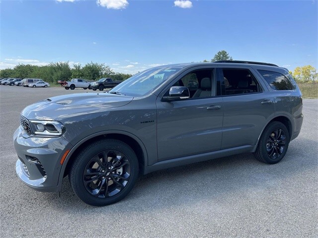 2025 Dodge Durango R/T Plus photo 3