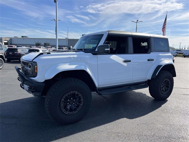 2024 Ford Bronco Raptor photo 2