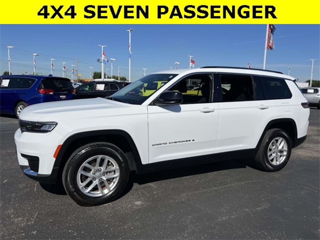 Used 2023 Jeep Grand Cherokee L Laredo SUV