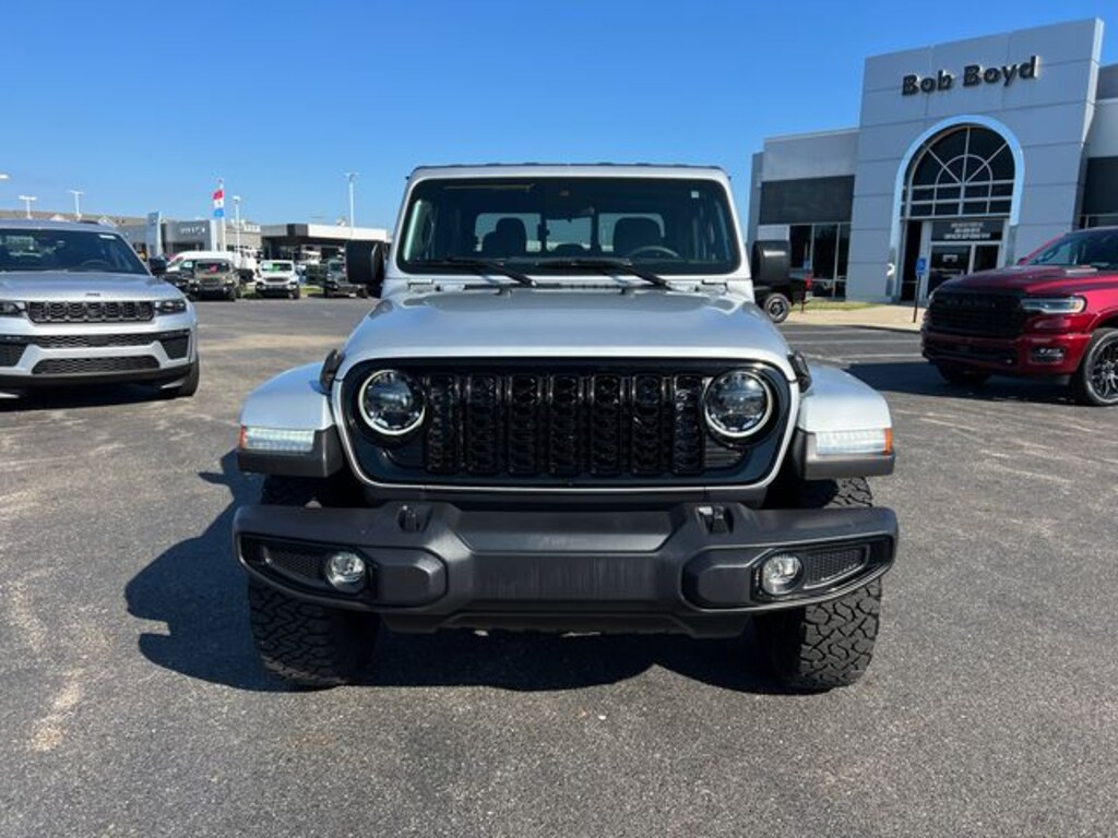 Certified 2024 Jeep Gladiator Willys Truck