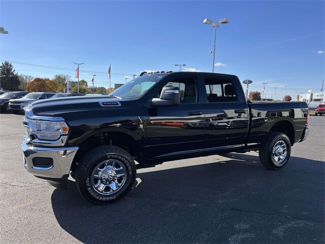 2024 Ram 2500 Tradesman photo 3