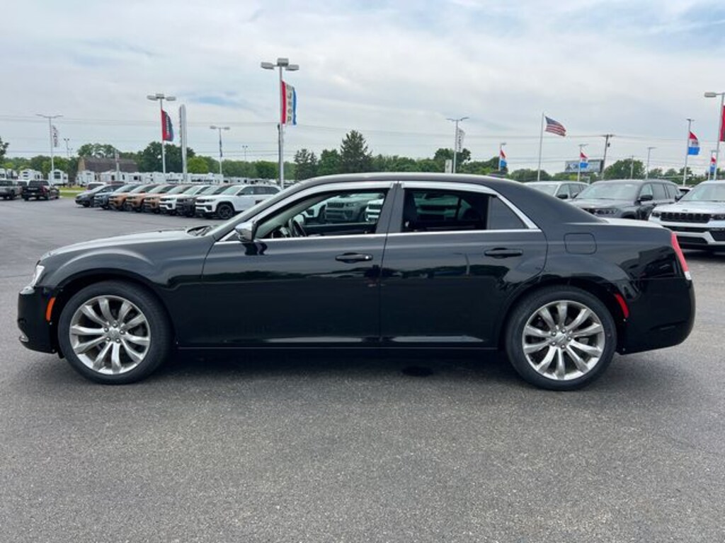 Used 2018 Chrysler 300 Touring Sedan