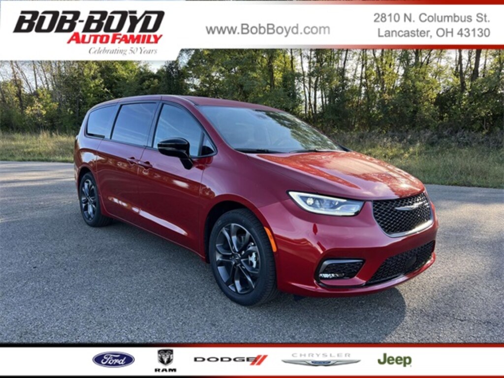 New 2026 Chrysler Pacifica Select Van Passenger Van