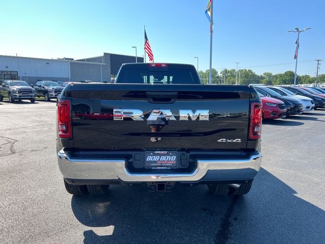 2026 RAM 3500 Tradesman - Photo 6